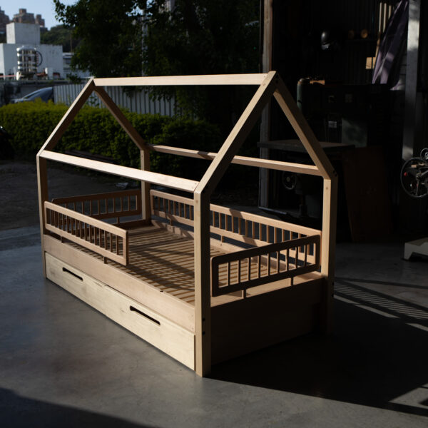 拾光小屋床 | The Sunward House Bed